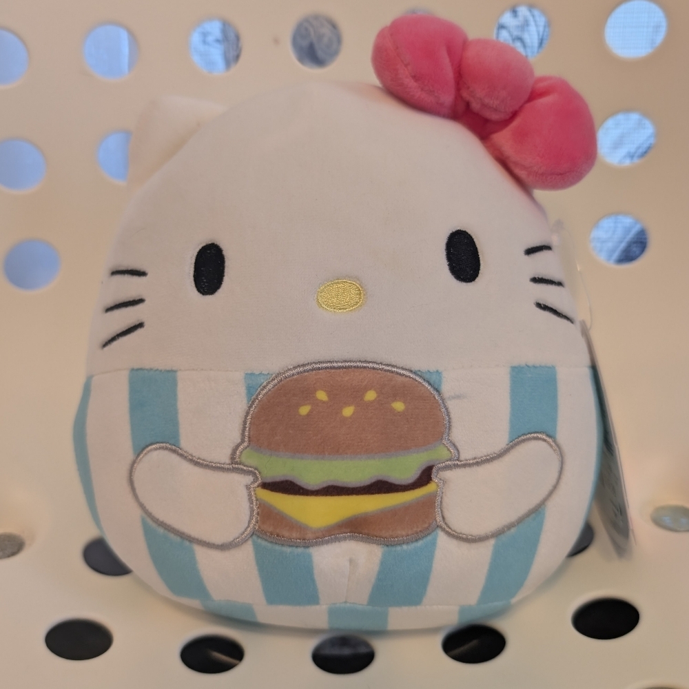 🚨2/$10 Clearance🚨 Hello Kitty Plush Food Truck Squishmallow